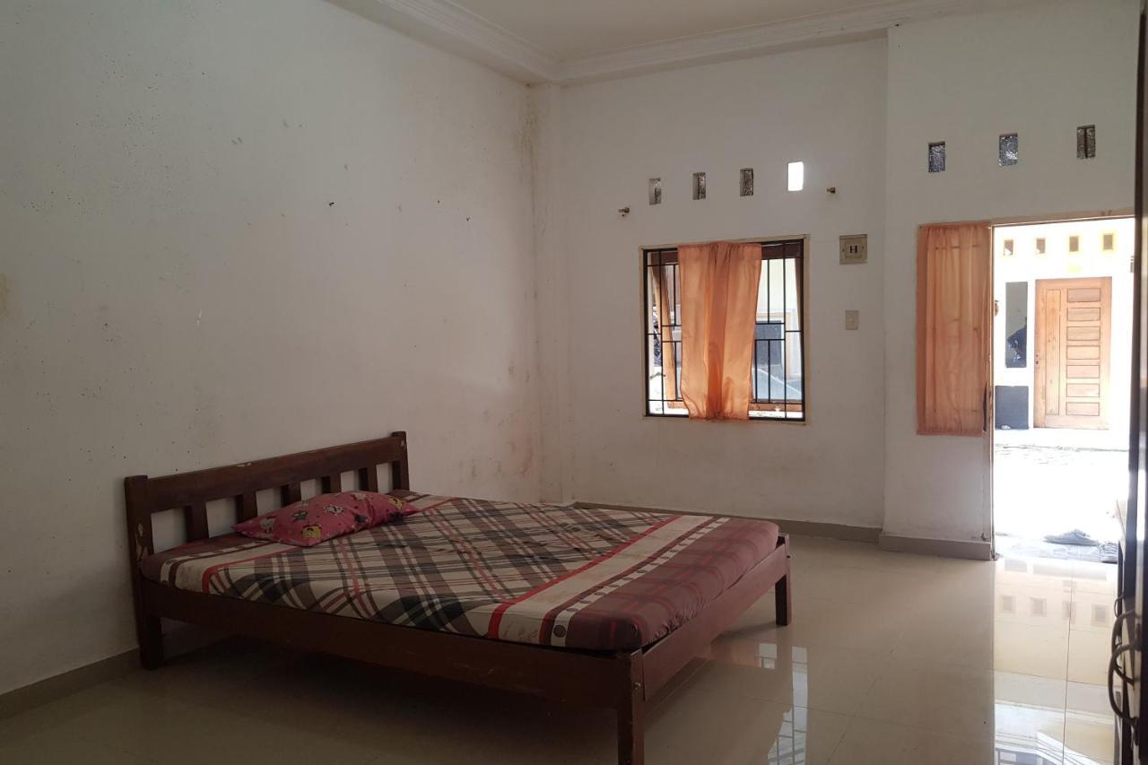 Oyo 91647 Sanina Residence Pematangsiantar Εξωτερικό φωτογραφία